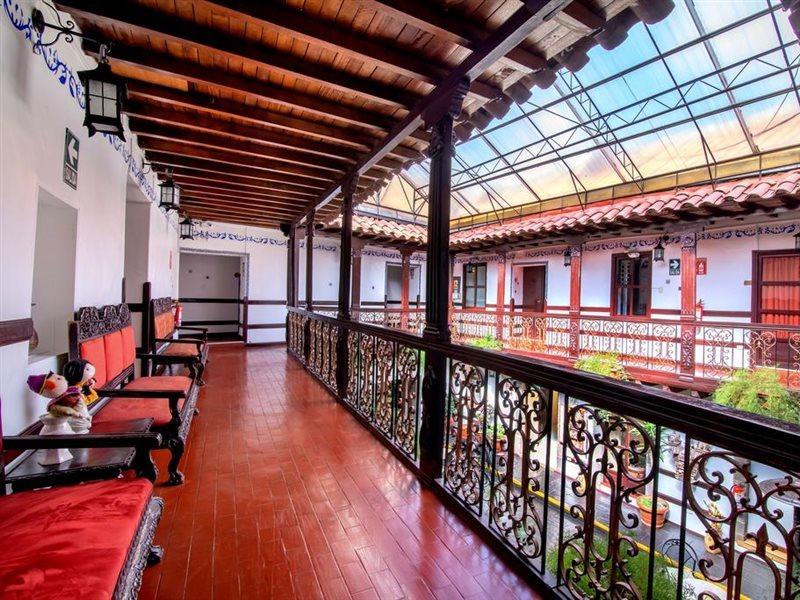 Hacienda Plaza